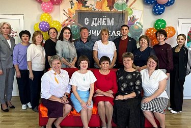 Депутаты встречаются с учителями